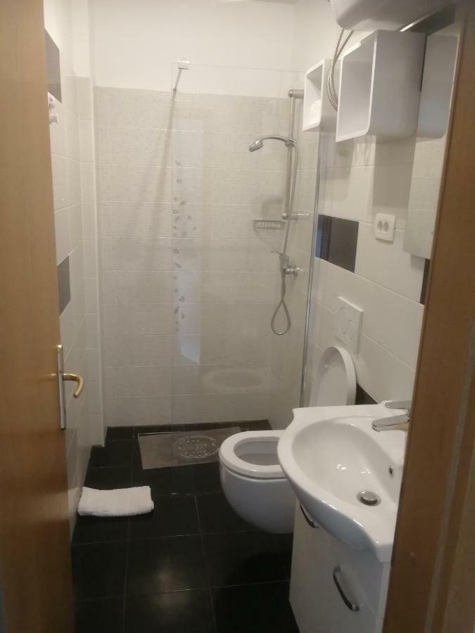 Apartma Rok Ankaran Luaran gambar